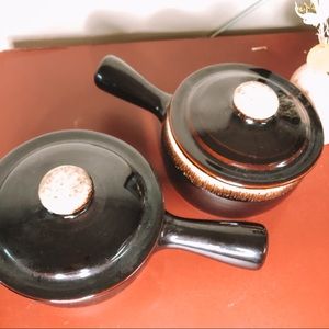 Vintage Kitchen - Vintage set of 2 black fondue bowls Vintage Kitchen - Vintage set of 2 black fondue bowls